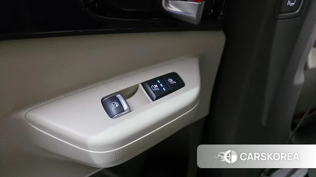 Kia The New Carnival 4th Generation id 3817740 из Кореи 9