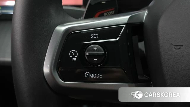 BMW 5 Series (G60) id 4591226 из Кореи 9