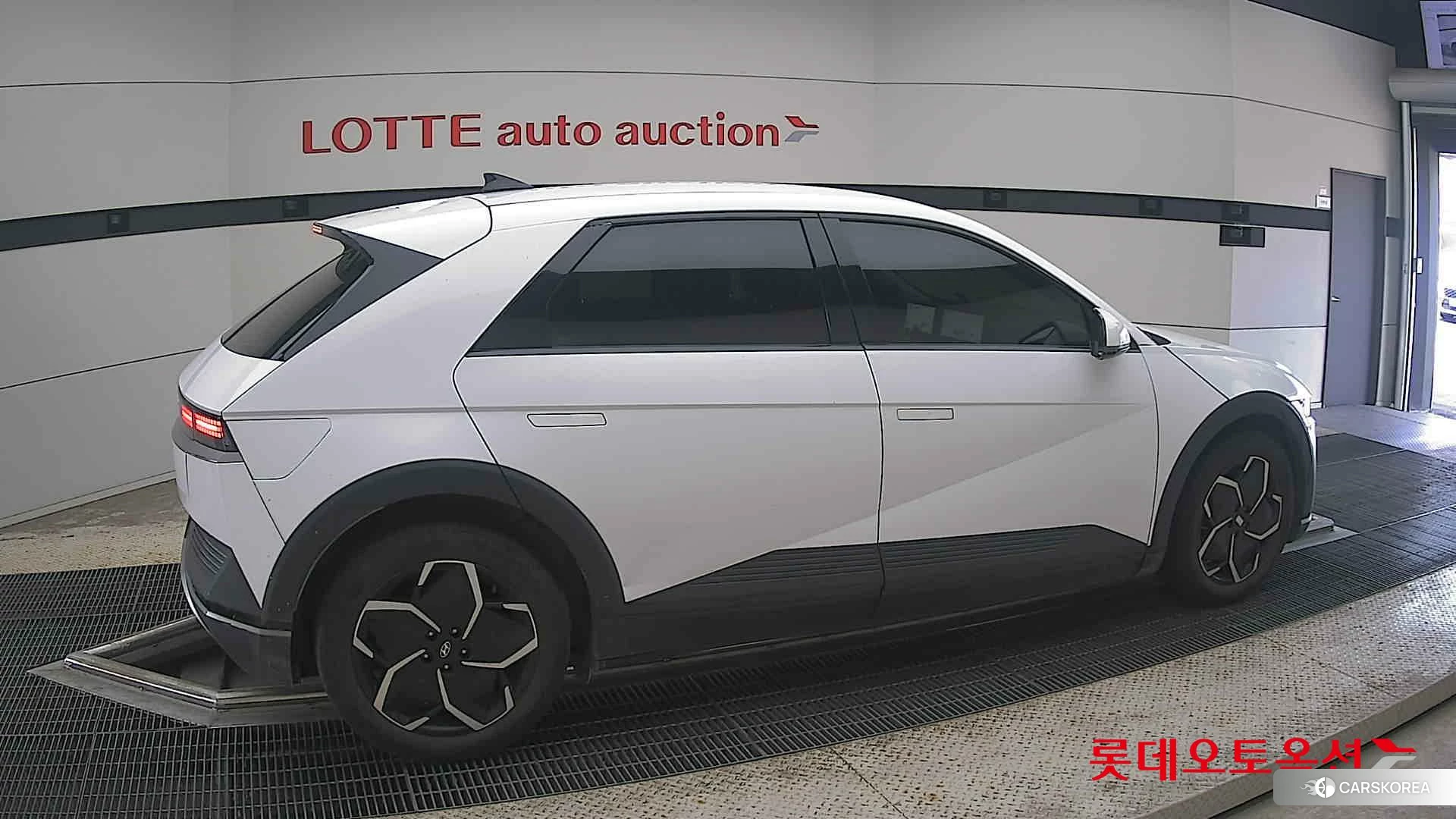 Hyundai IONIQ 5 id 4674062 из Кореи 9