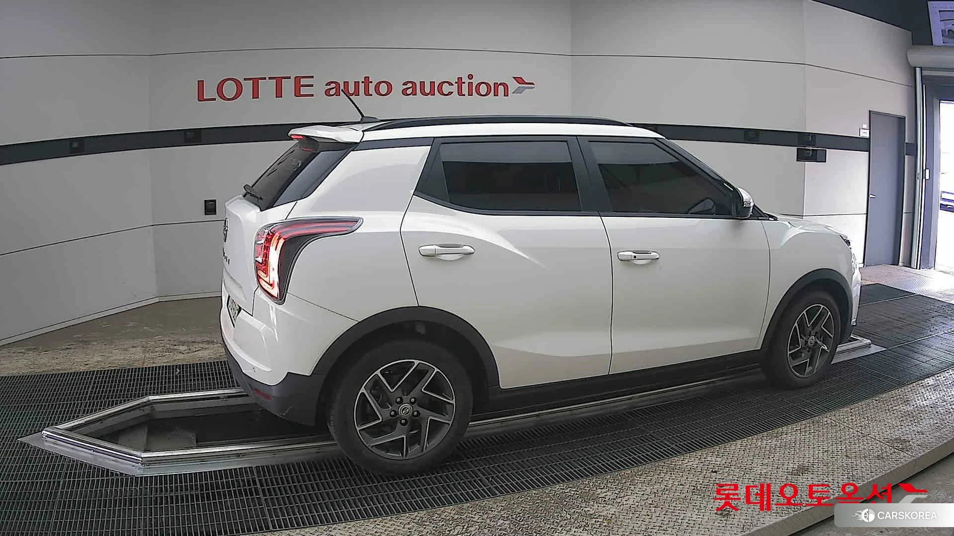 SsangYong Tivoli id 3888453 из Кореи 9