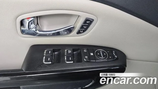 Kia The New Carnival id 2937311 из Кореи 9