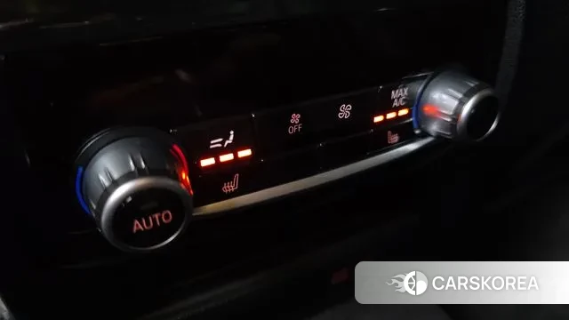 BMW 5 Series (G30) id 3383552 из Кореи 9