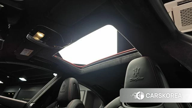 Maserati Ghibli id 4603900 из Кореи 9
