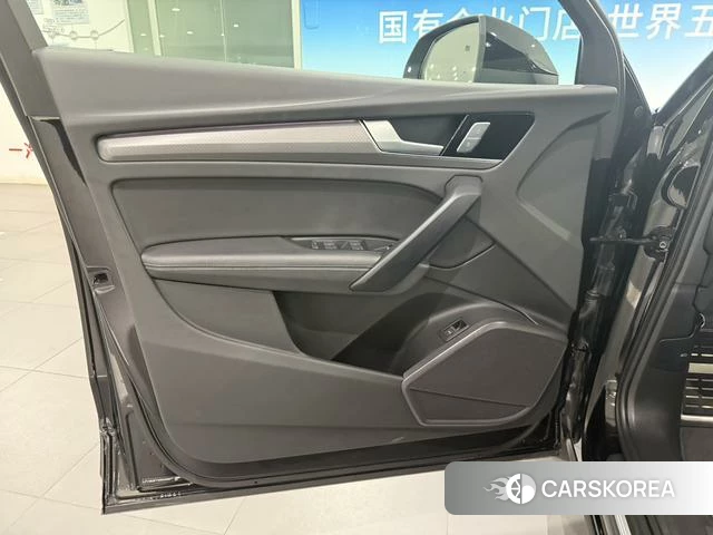 Audi Q5L id 4256992 из Китая 9