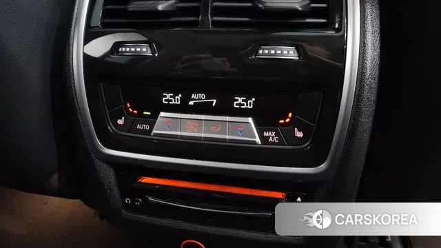 BMW X7 (G07) id 3433379 из Кореи 9