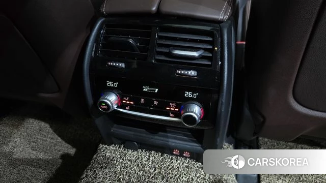 BMW 5 Series (G30) id 4267355 из Кореи 9