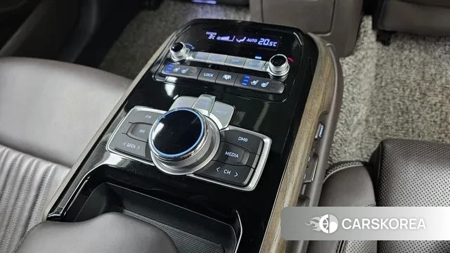 Genesis G90 id 3444634 из Кореи 9