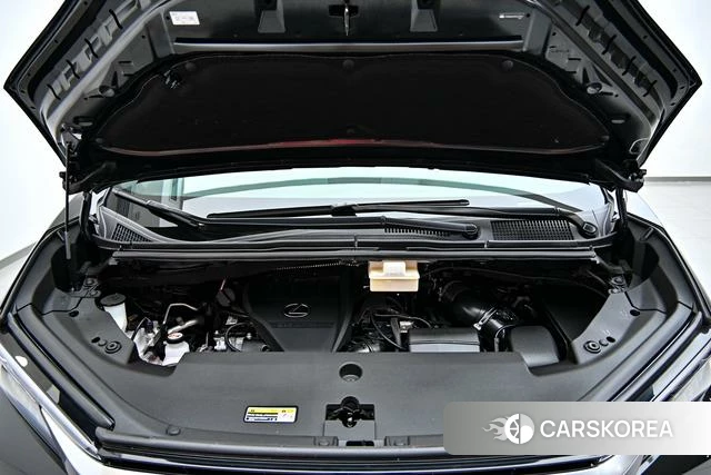 Lexus LM id 4264201 из Китая 9