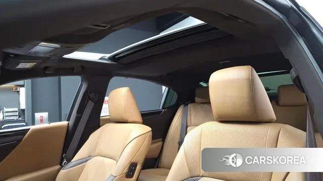 Lexus ES300h 7th generation id 3681124 из Кореи 9