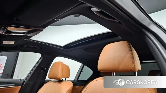 BMW 5 Series (G30) id 3712040 из Кореи 9