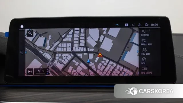 BMW 5 Series (G30) id 3741509 из Кореи 9