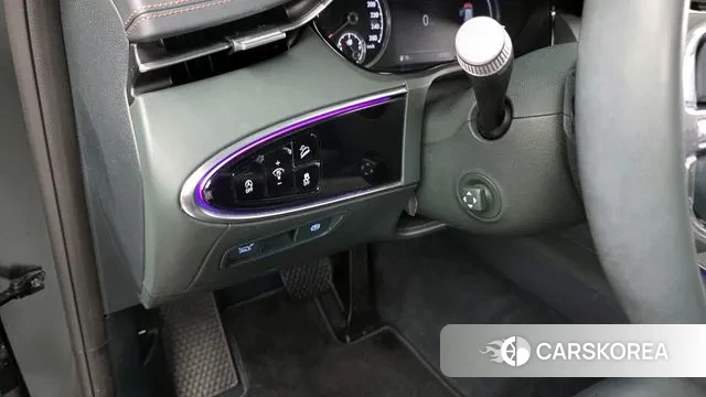 Genesis GV70 id 3253085 из Кореи 9