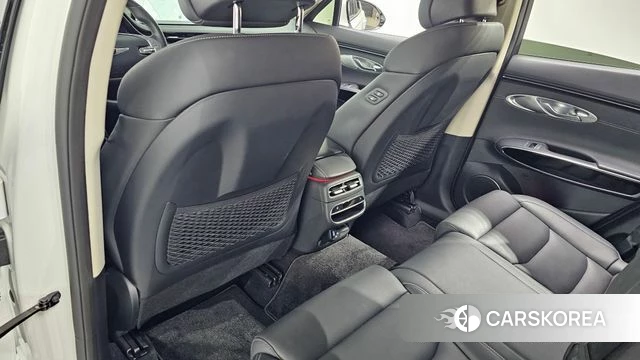 Genesis GV70 id 4185880 из Кореи 9