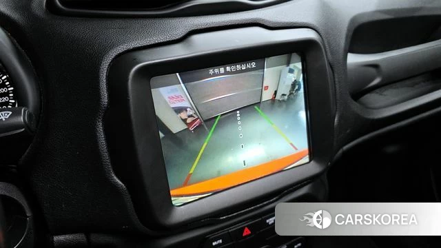 Jeep Renegade id 3924618 из Кореи 9