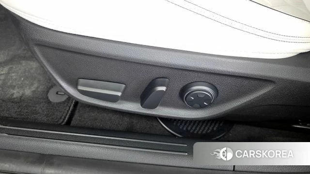 Genesis The New G70 id 4017080 из Кореи 9