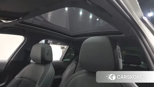 BMW 5 Series (G60) id 3610048 из Кореи 9