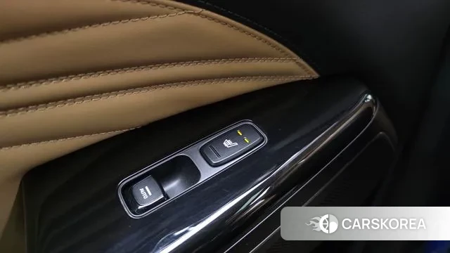 Kia K7 Premier Hybrid id 3499637 из Кореи 9