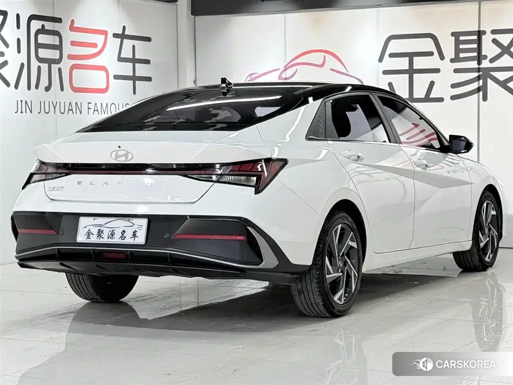Hyundai Elantra id 4538797 из Китая 9