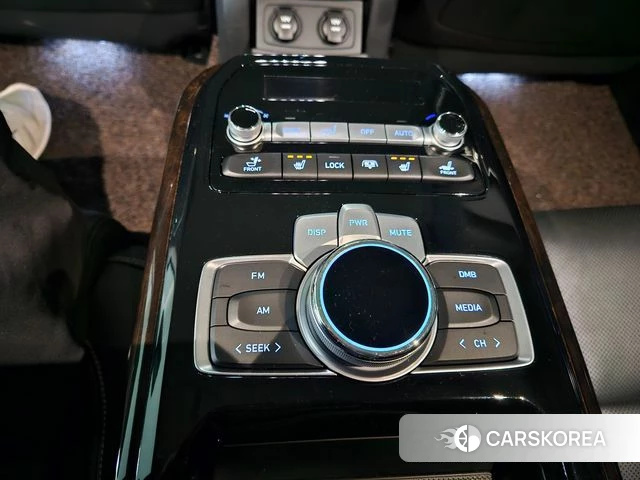 Genesis G90 id 4331111 из Кореи 9