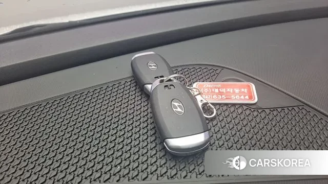 Hyundai Avante (CN7) id 3493701 из Кореи 9