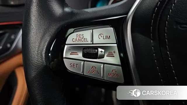 BMW 5 Series (G30) id 3758521 из Кореи 9