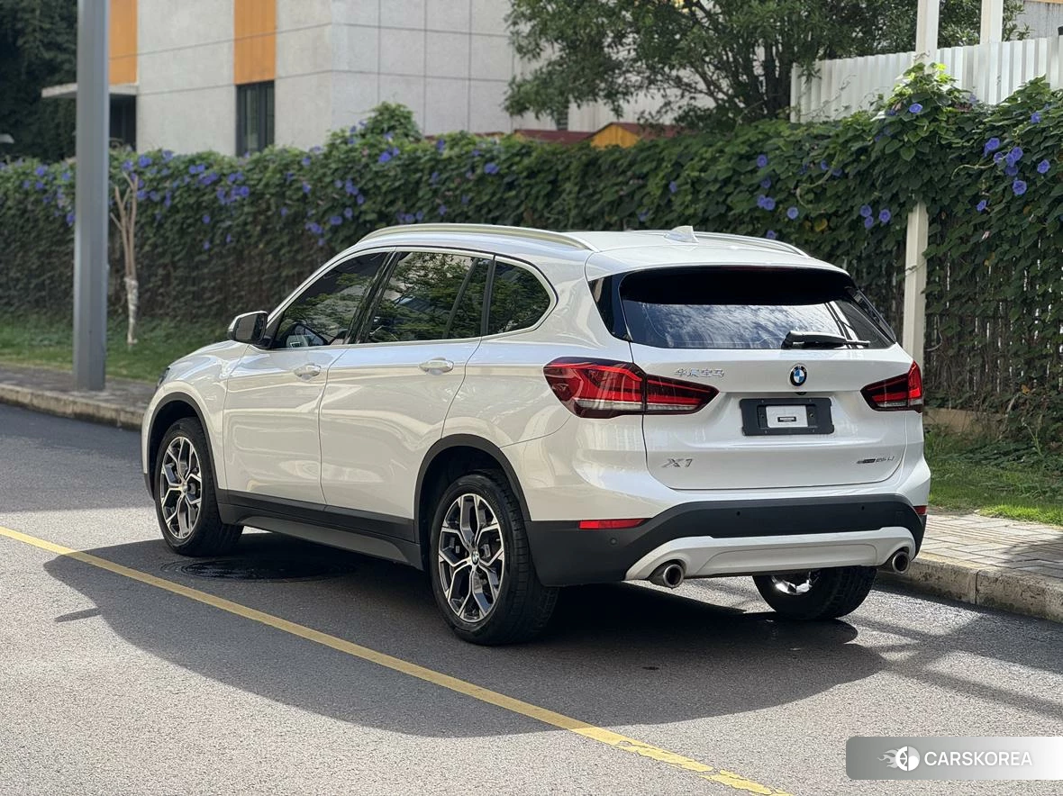 BMW X1 id 4407473 из Китая 9