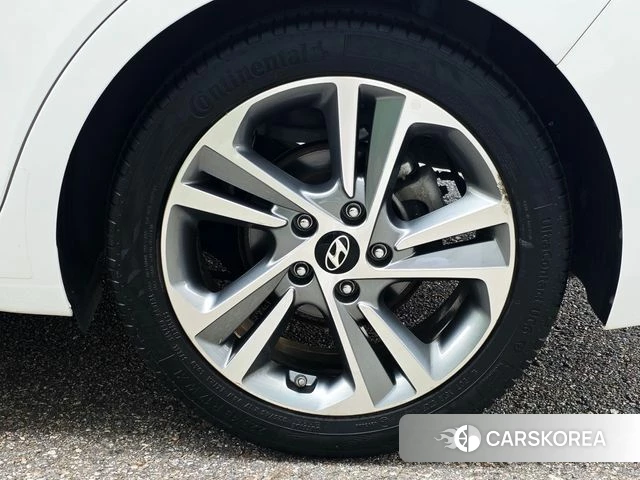 Hyundai Avante AD id 4435865 из Кореи 9