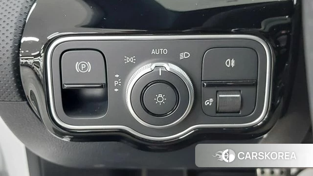 Mercedes-Benz A-Class W177 id 3882778 из Кореи 9