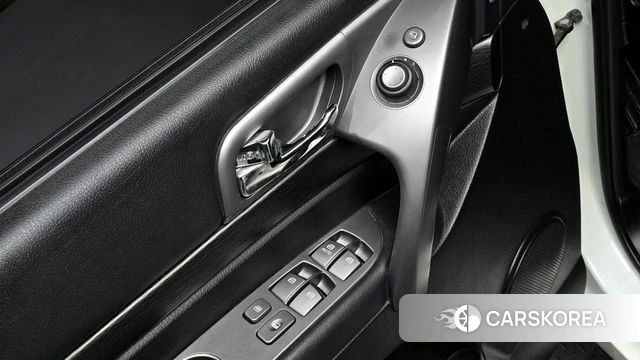 Ssangyong Korando Turismo id 3854021 из Кореи 9