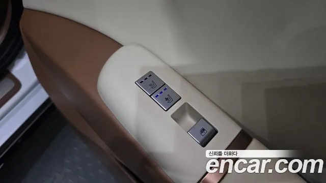 Hyundai Grandeur (GN7) id 2673987 из Кореи 9