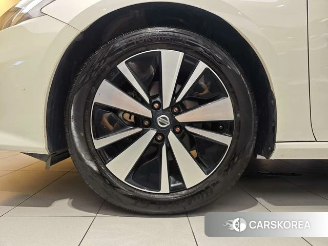 Nissan Teana id 4313935 из Китая 9