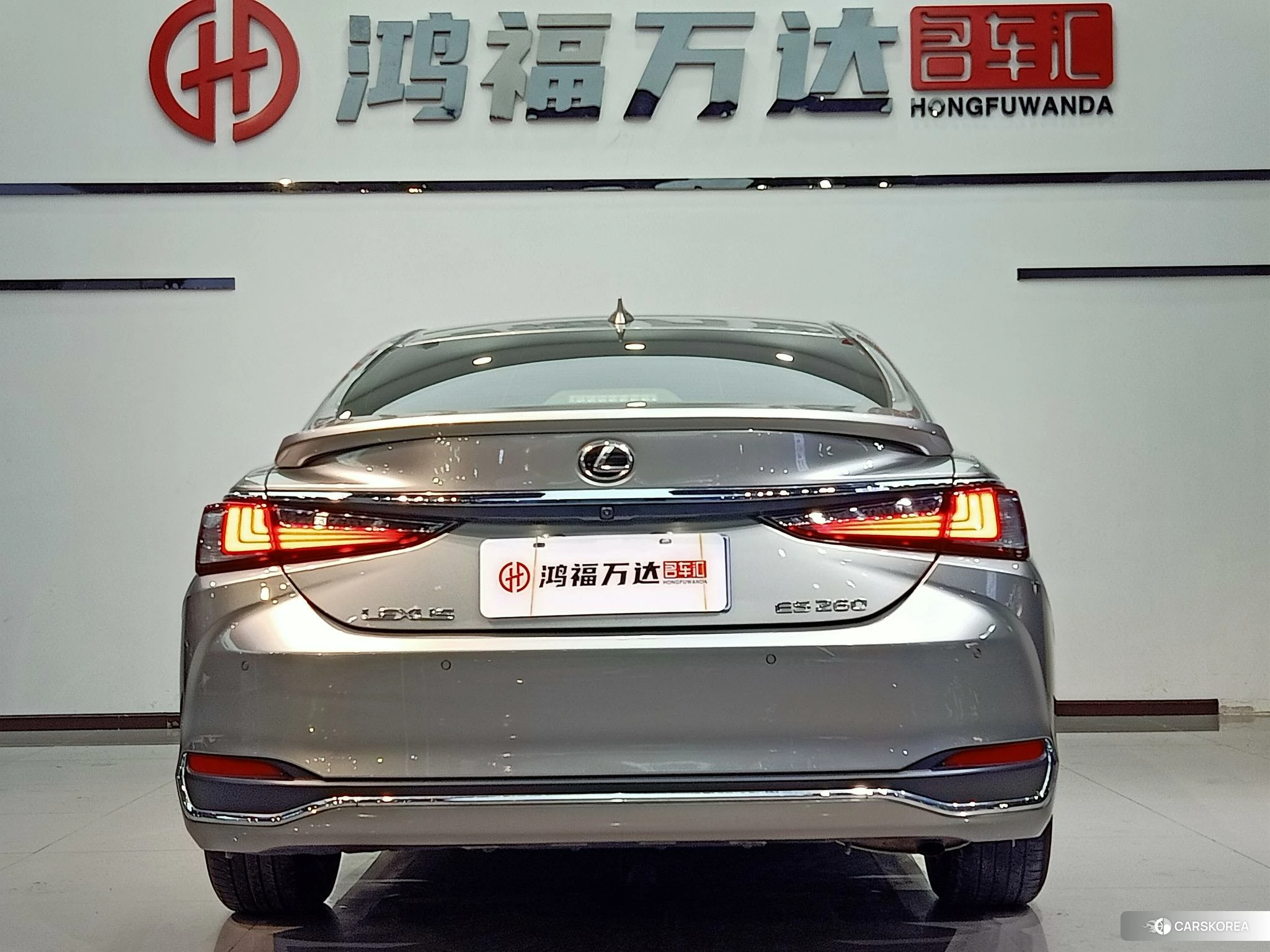 Lexus ES id 4487223 из Китая 9