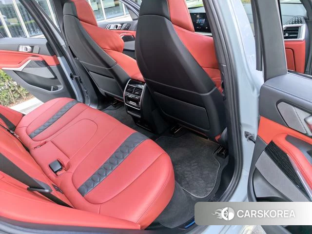 BMW X5 M id 4238683 из Китая 9