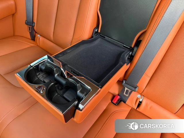 Rolls-Royce Cullinan id 4585124 из Кореи 9