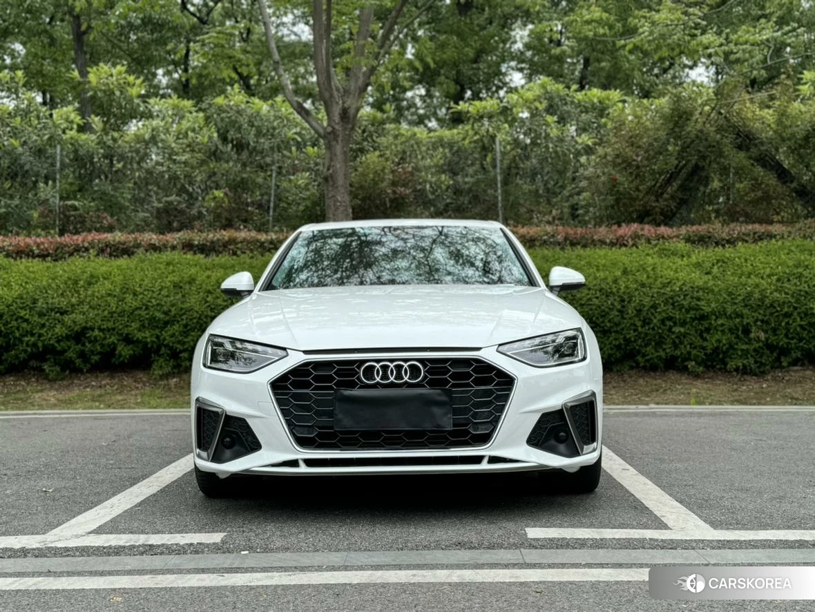 Audi A4L id 4512361 из Китая 8