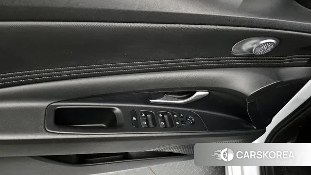 Hyundai Avante Hybrid (CN7) id 3468018 из Кореи 9