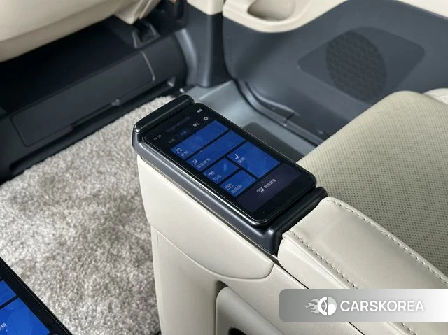 Toyota Elfa id 4314816 из Китая 9