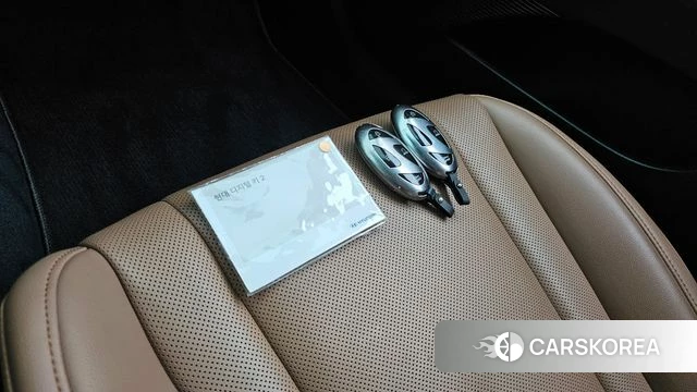Hyundai Grandeur Hybrid (GN7) id 4322622 из Кореи 9