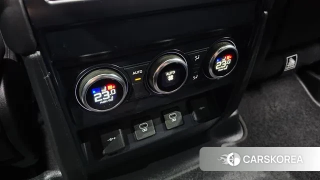 Land Rover Defender (L663) id 3630327 из Кореи 9