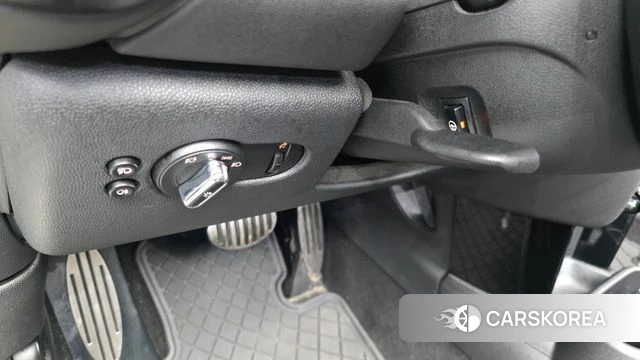 Mini Cooper S Convertible id 4593207 из Кореи 9