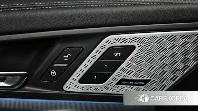BMW iX1 (U11) id 4493817 из Кореи 9