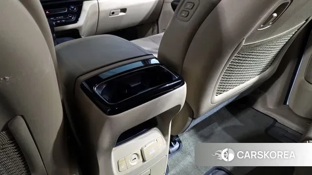 Kia The New Carnival id 3656872 из Кореи 9