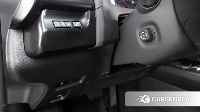 Lexus UX250h id 3645051 из Кореи 9