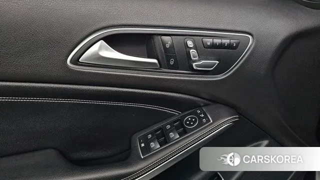 Mercedes-Benz GLA-Class X156 id 3588395 из Кореи 9