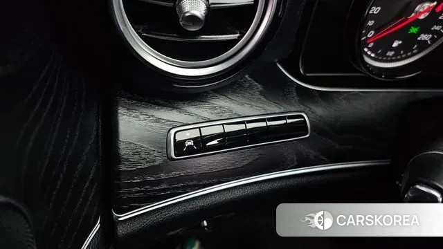 Mercedes-Benz E-Class W213 id 3484603 из Кореи 9