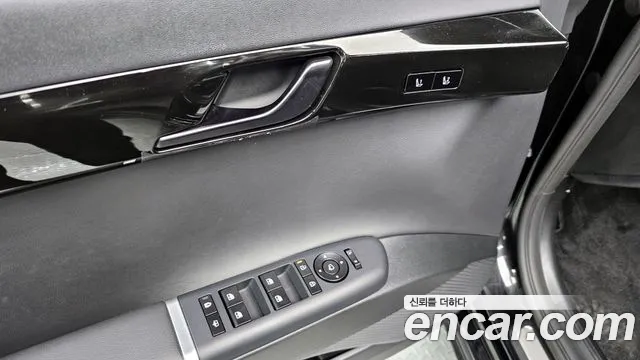 Hyundai Grandeur Hybrid (GN7) id 2512877 из Кореи 9