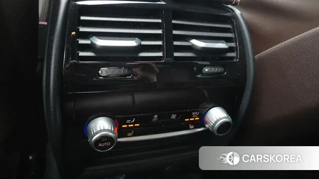 BMW 5 Series (G30) id 3386093 из Кореи 9