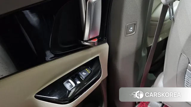 Kia Carnival 4th generation id 3043987 из Кореи 9