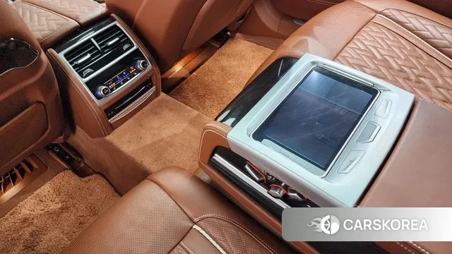 BMW 7 Series (G11) id 3713409 из Кореи 9