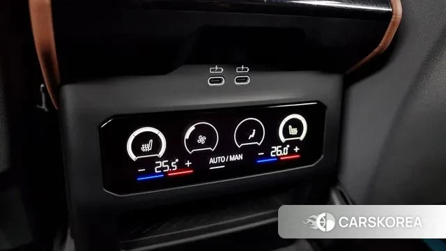 BMW 5 Series (G60) id 3619845 из Кореи 9